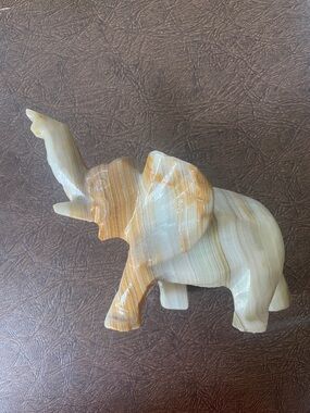 Onyx elephant trunk up good luck  7 x 3